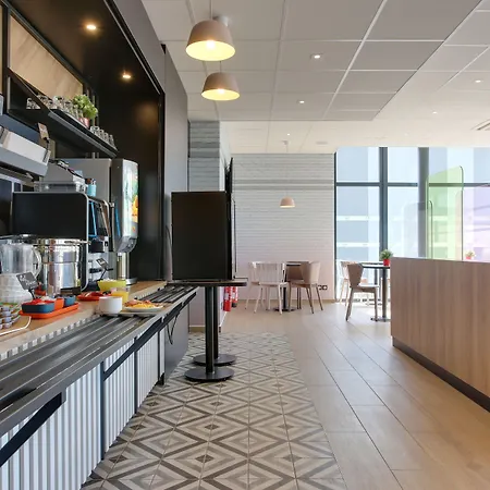 B&B Hotel Reims Croix Blandin-2